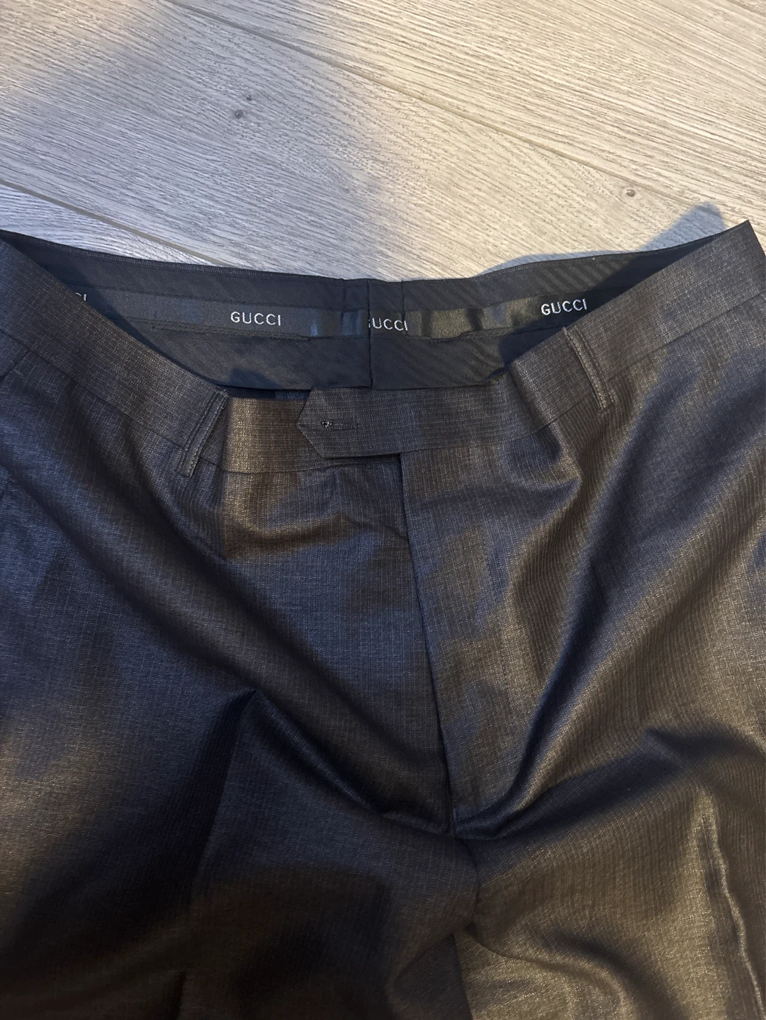 GUCCI Men's Charcoal Grey Wool Blend Suit - Jacket & Pants - photo 5