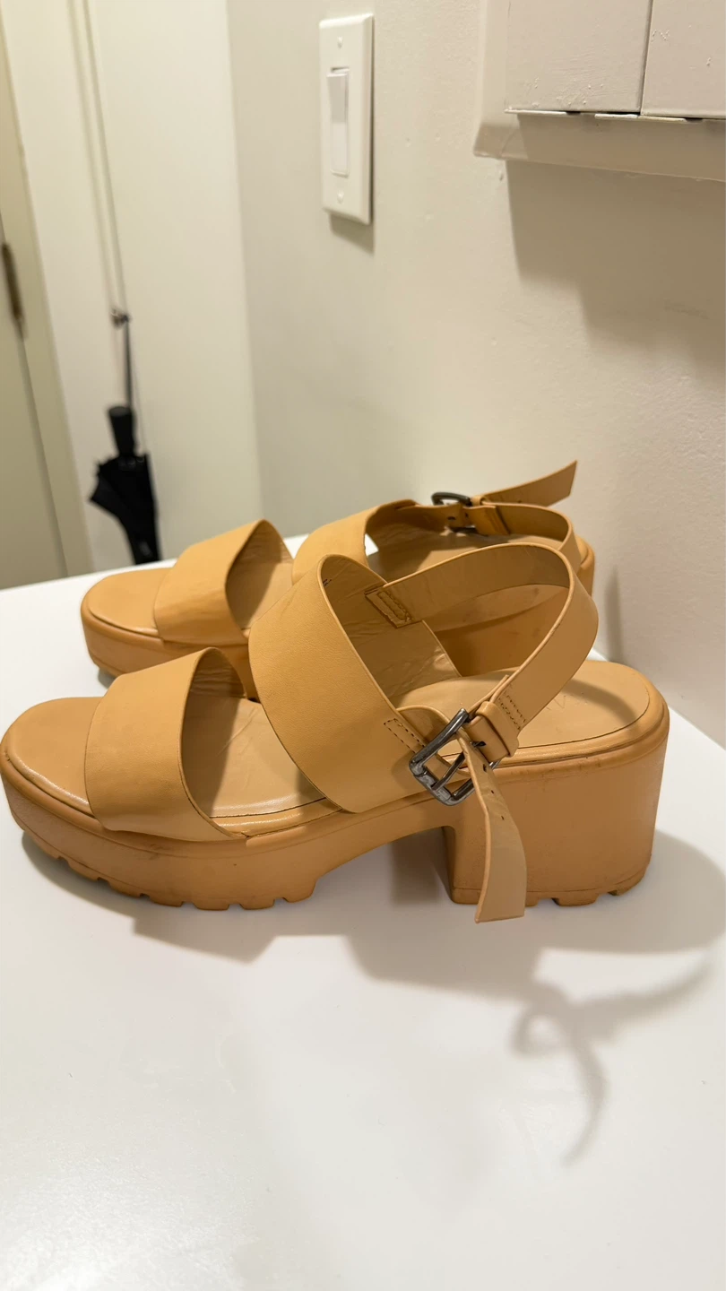 Tan Leather Platform Sandals - photo 3