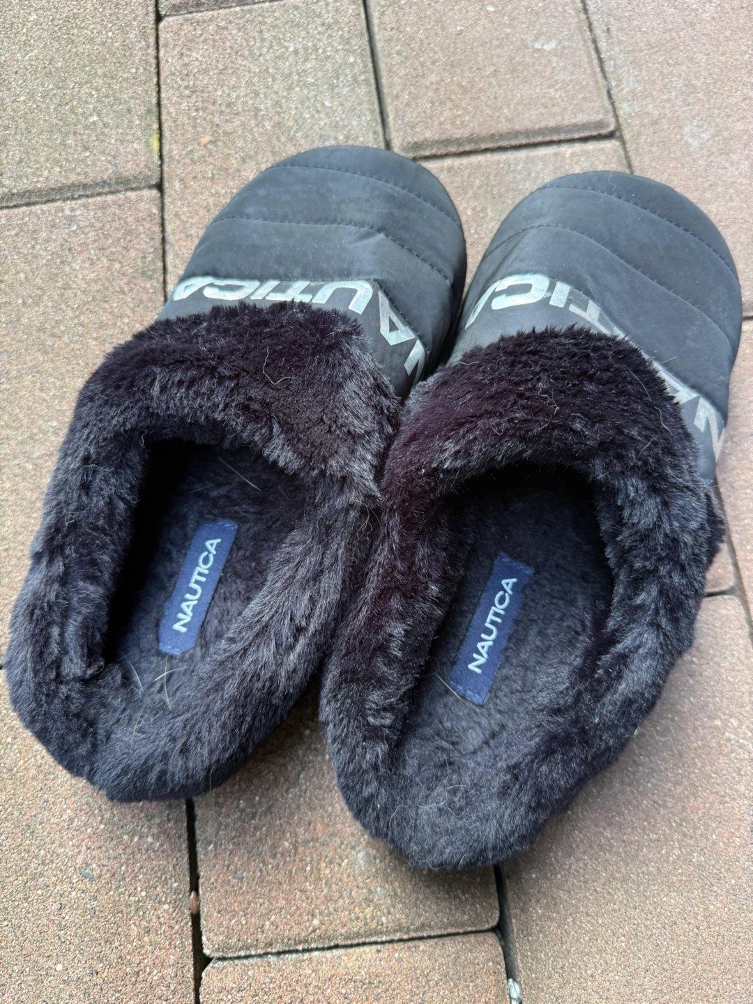 Nautica Black Faux Fur Lined Slippers size 7-8