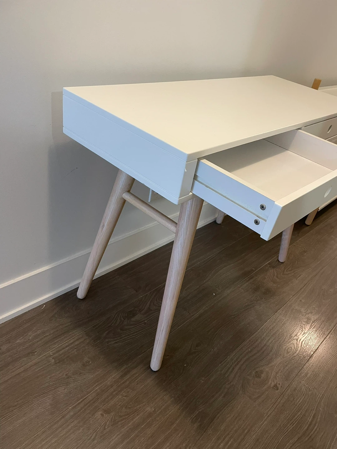 Structube Console Table - photo 4