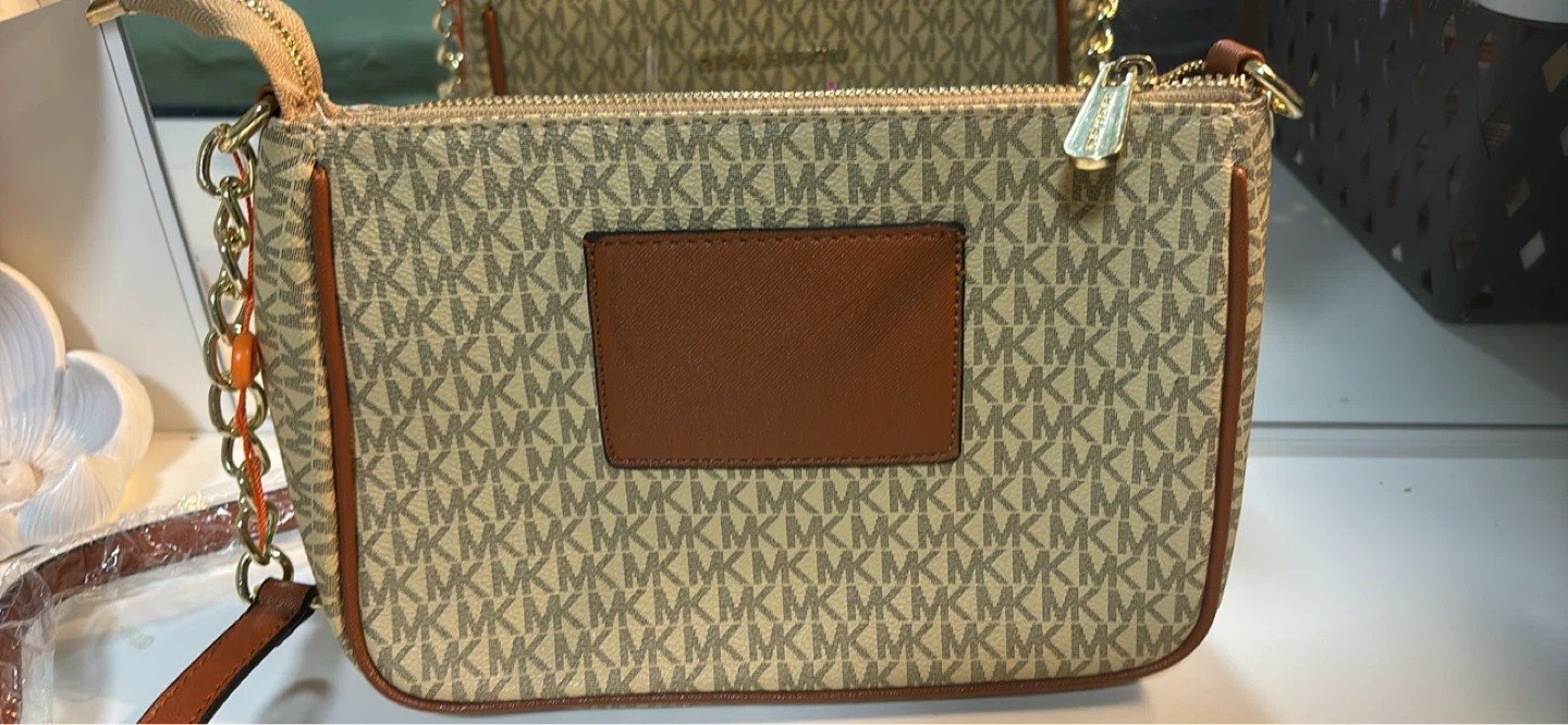 Michael Kors Monogram Shoulder Bag - photo 4
