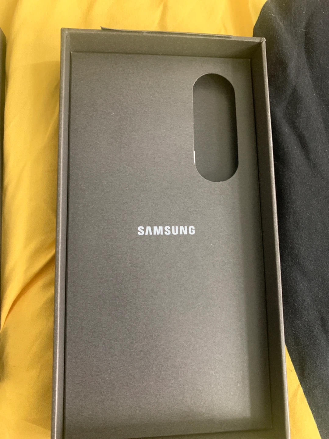 Samsung Galaxy S23 FE Smartphone - photo 2