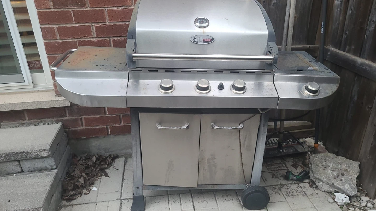Grill-Mate Stainless Steel Propane Grill