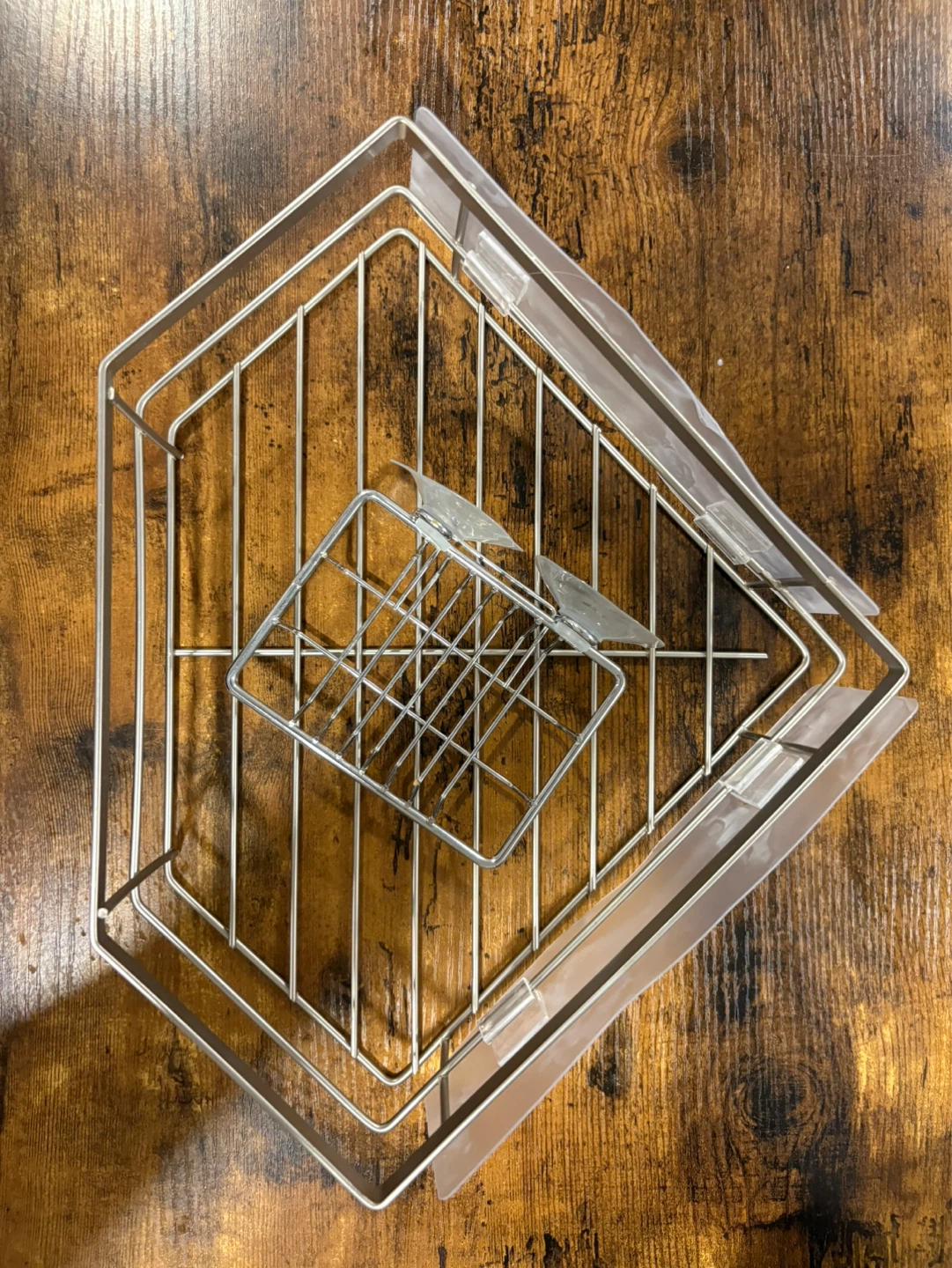 Metal Wire Corner Shower Caddy with Suction Cups