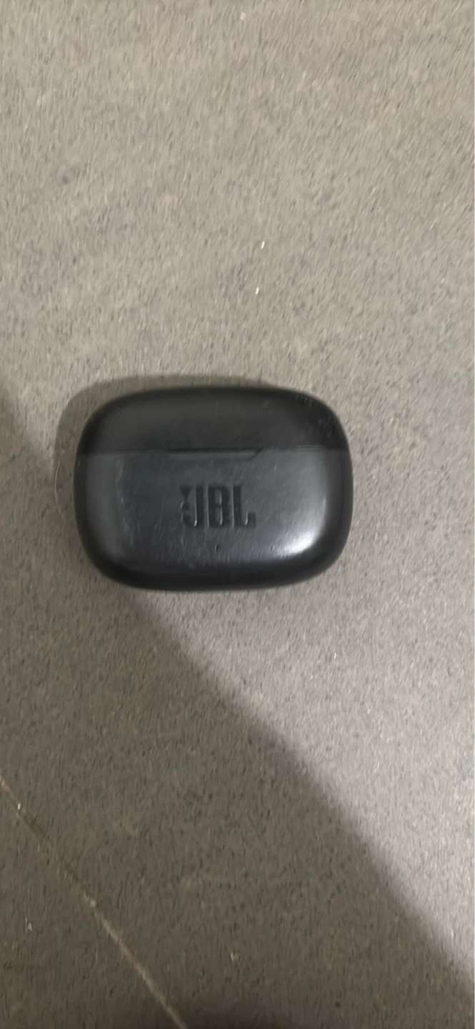 JBL Wireless Earbuds with Charging Case