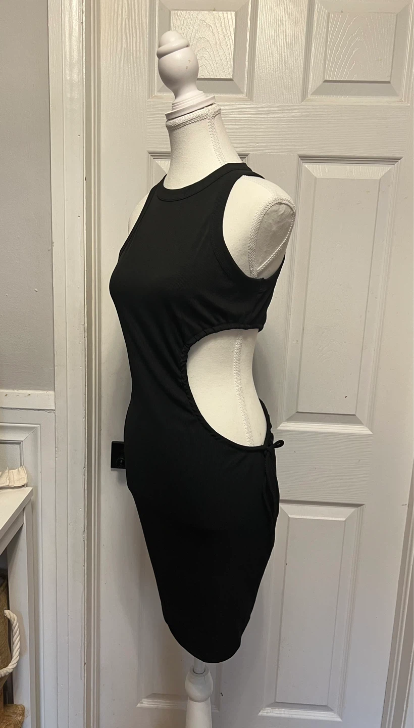 New Black Ribbed Cutout Dress - Small - photo 2