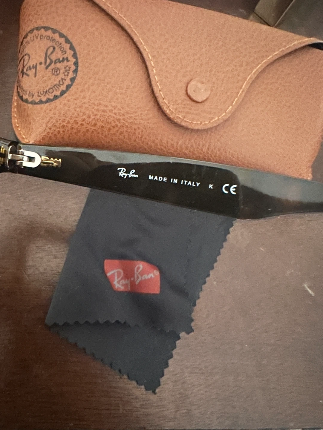 Ray-Ban Sunglasses with Case and Cloth - photo 2
