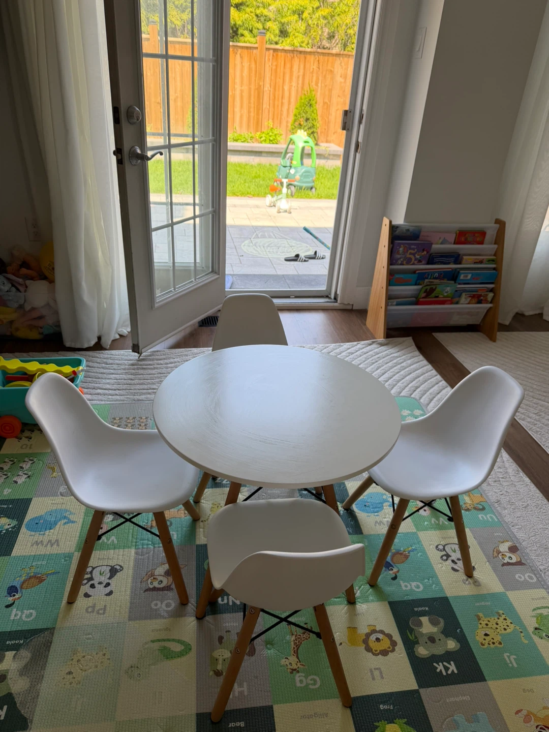 Kids Table and Chairs Set - White - photo 2