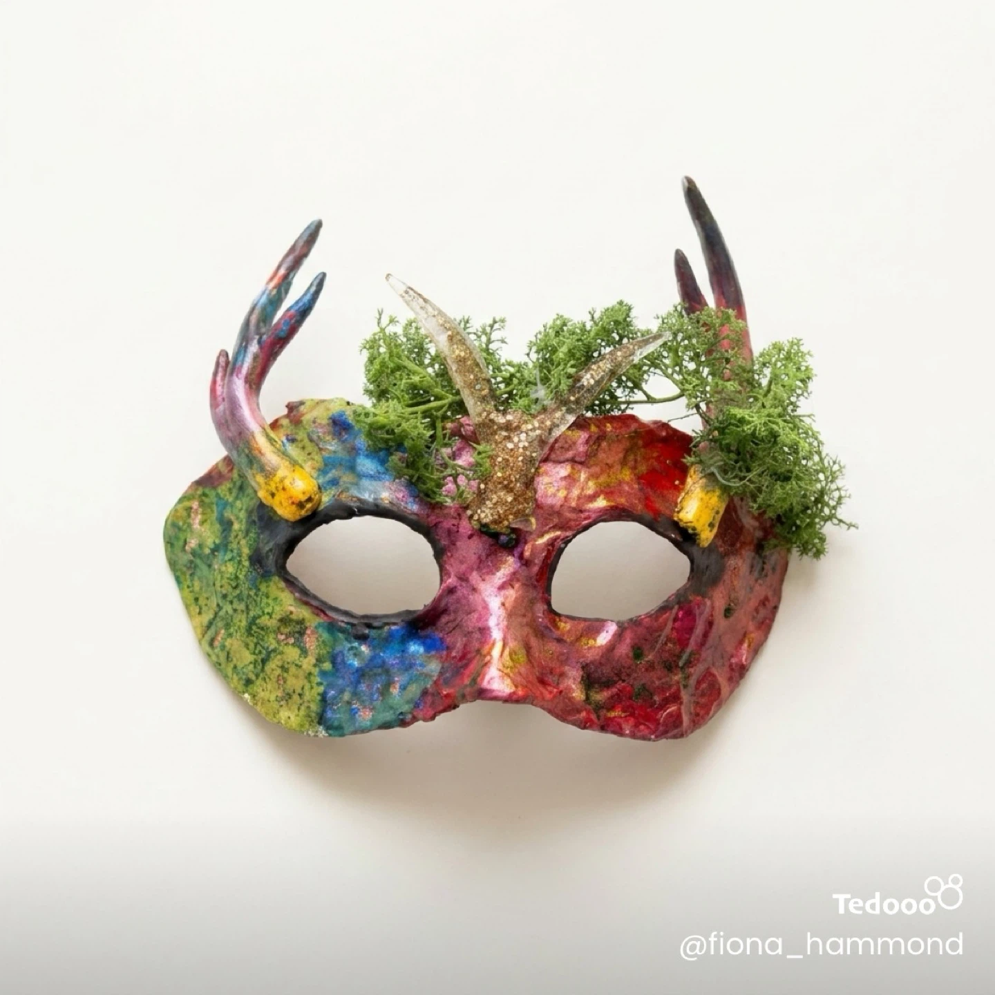 Handmade Woodland Mask with Antlers and Moss - photo 3