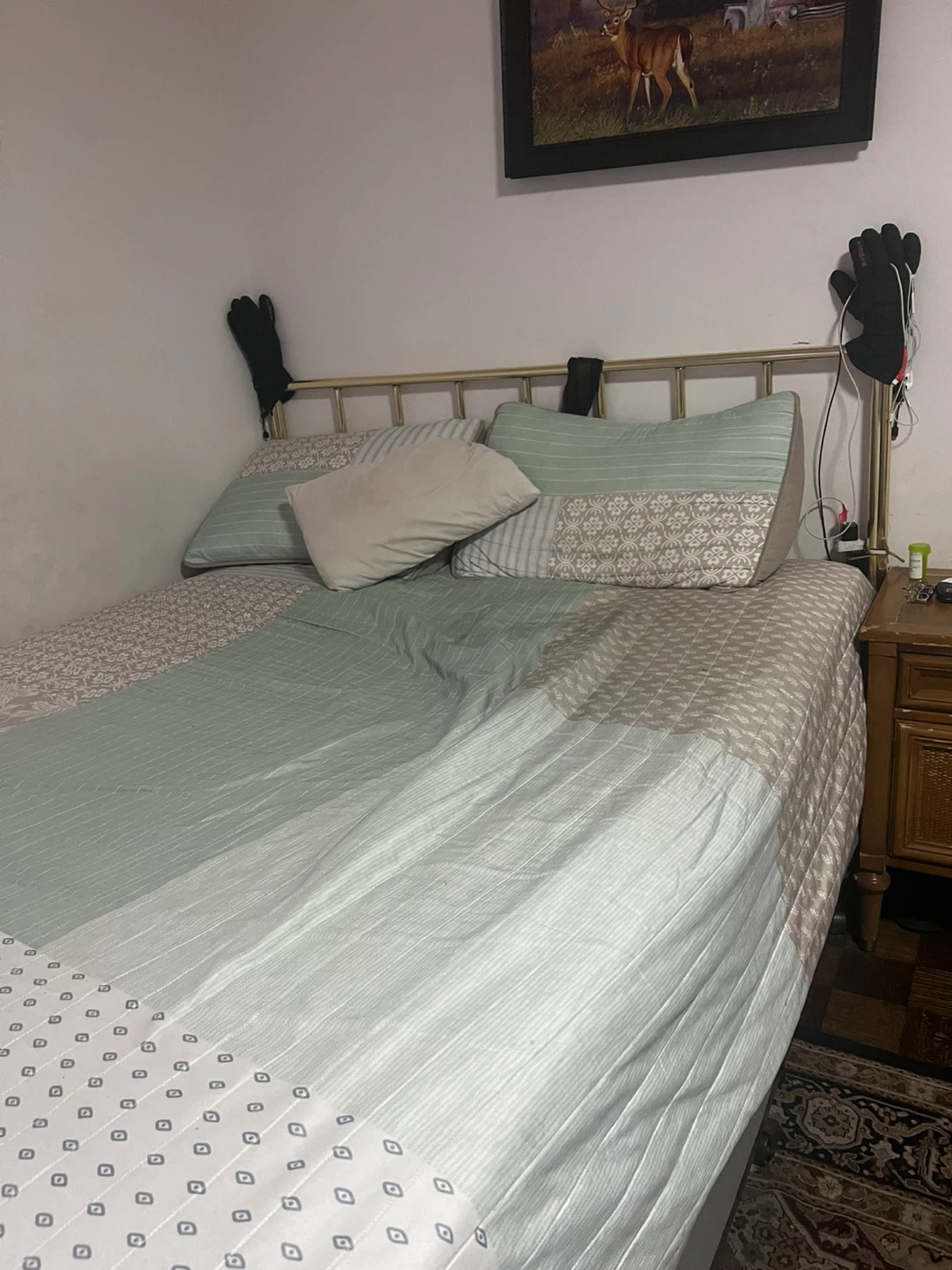 Queen Size Bed Frame with Headboard - photo 2