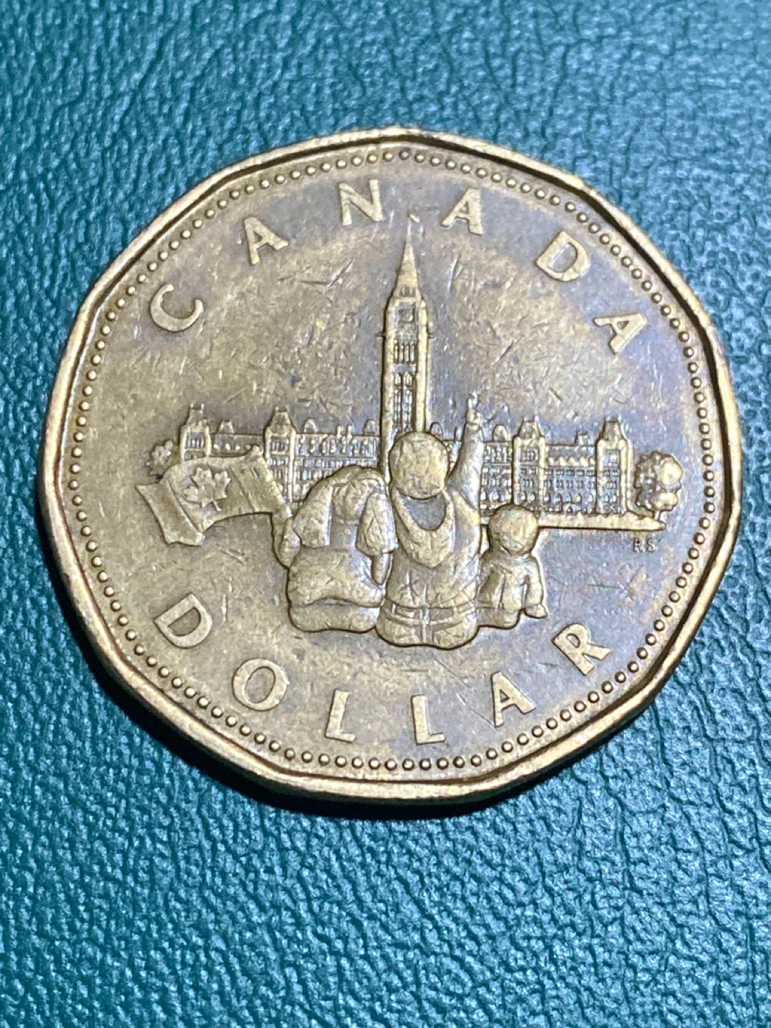1992 Canadian Silver Dollar Coin - Elizabeth II