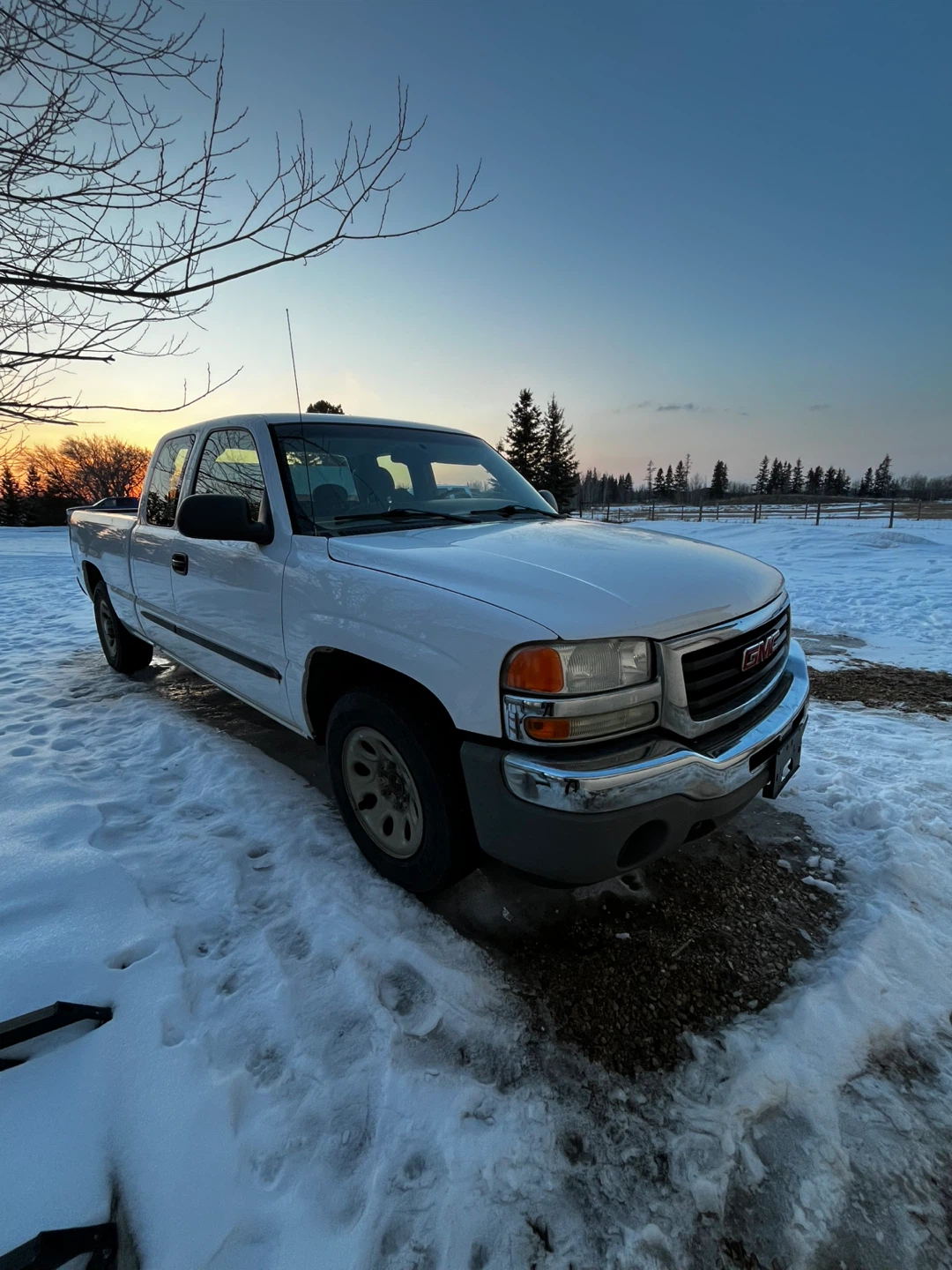 White GMC Sierra Pickup Truck - photo 2