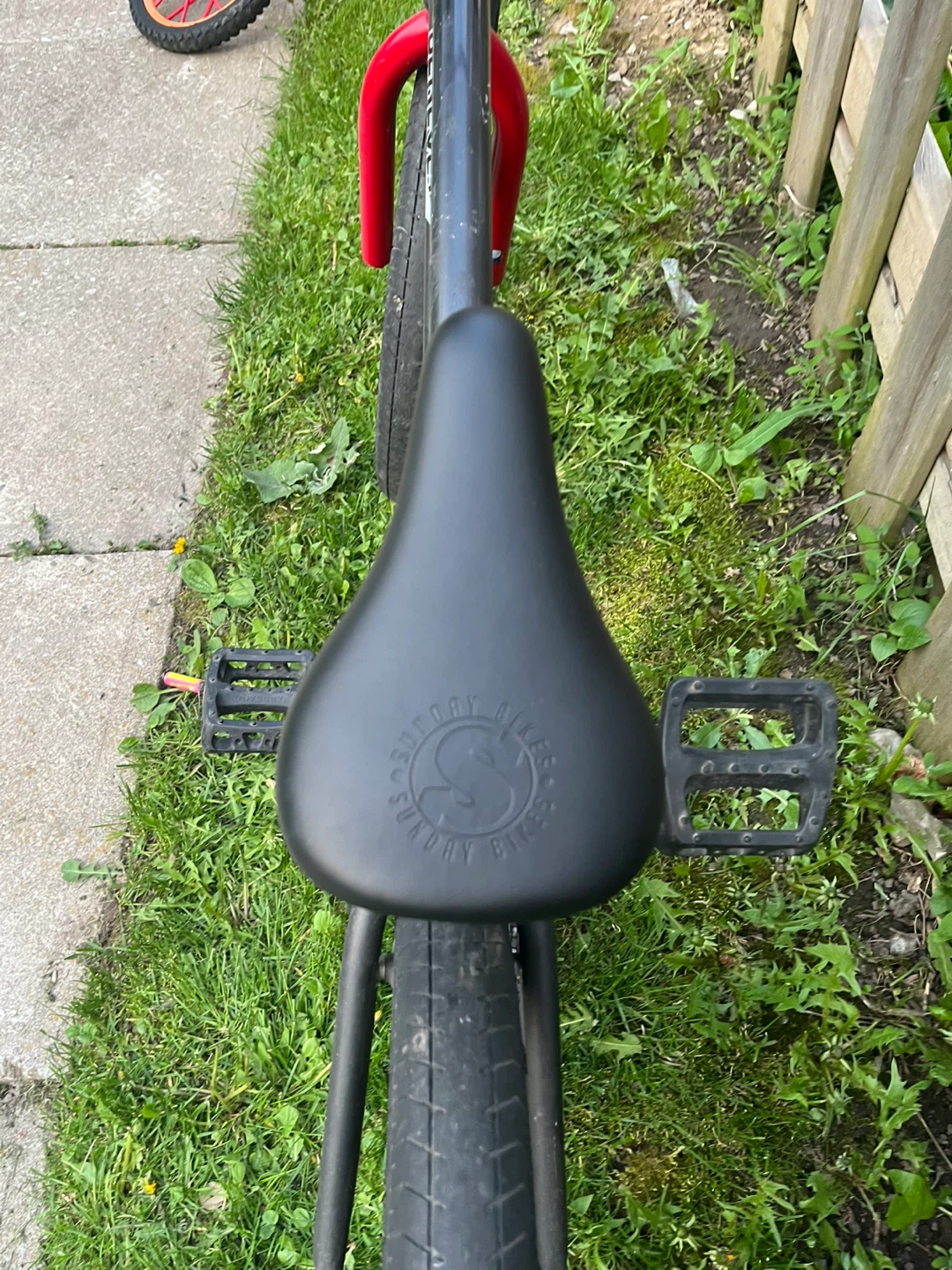20 inch Grey and red core BMX - photo 3