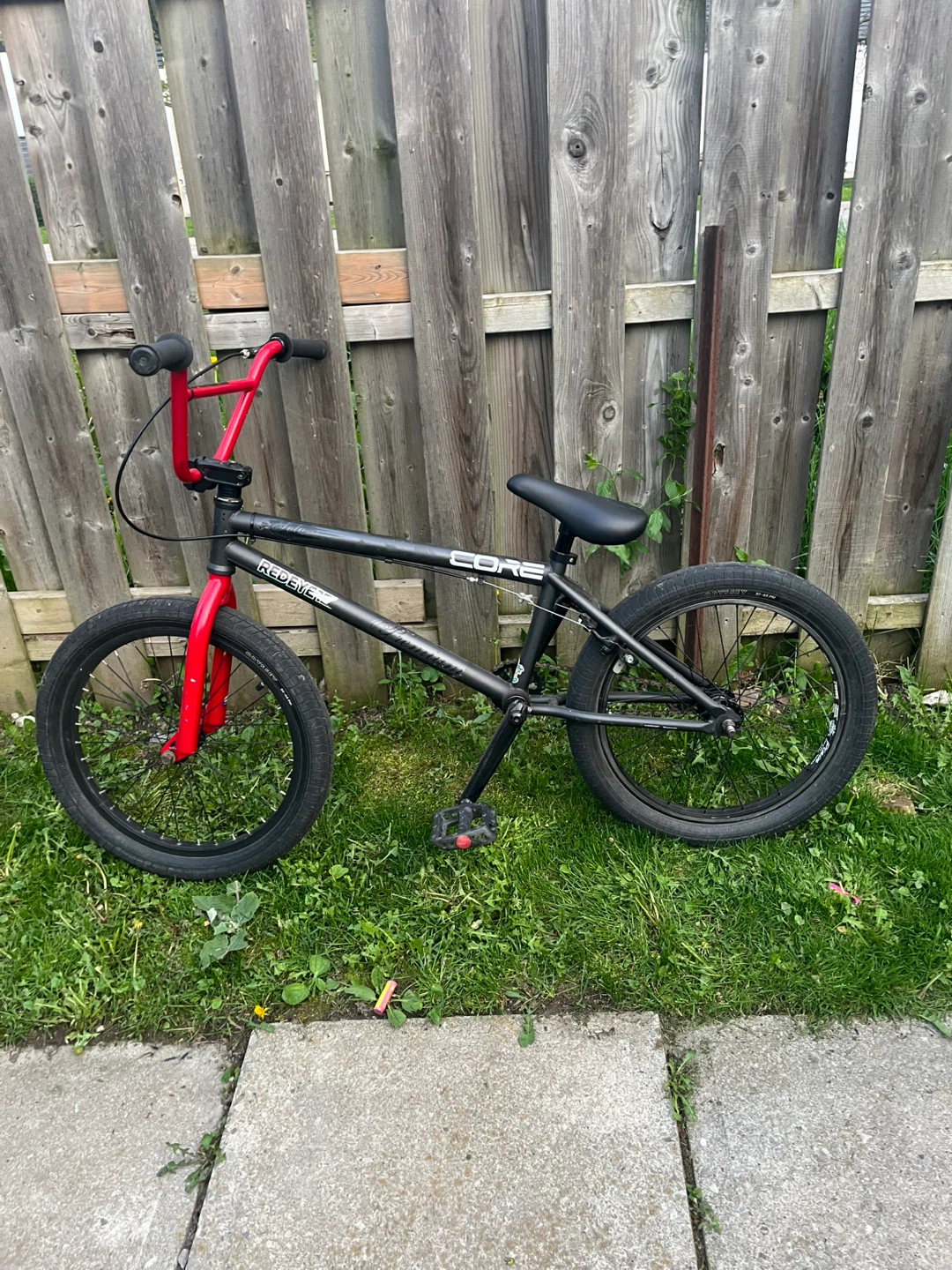 20 inch Grey and red core BMX - photo 2