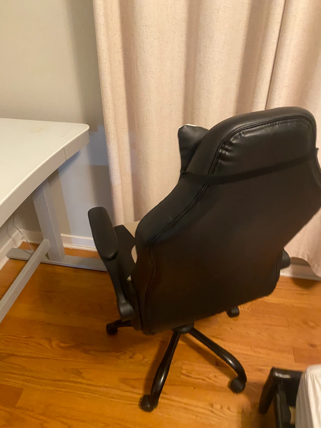 Black and White Gaming Chair