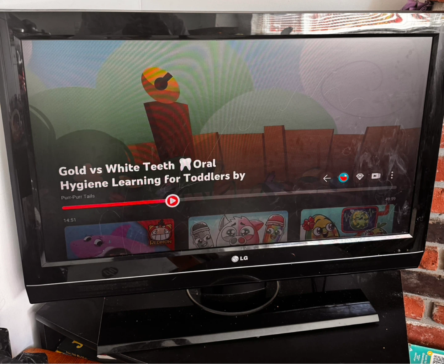 LG 37LC7D 37-inch LCD TV