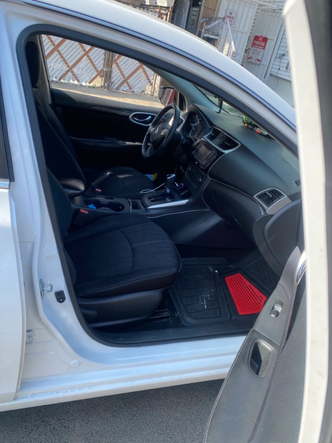 White Nissan Sentra Sedan 2017 - photo 2