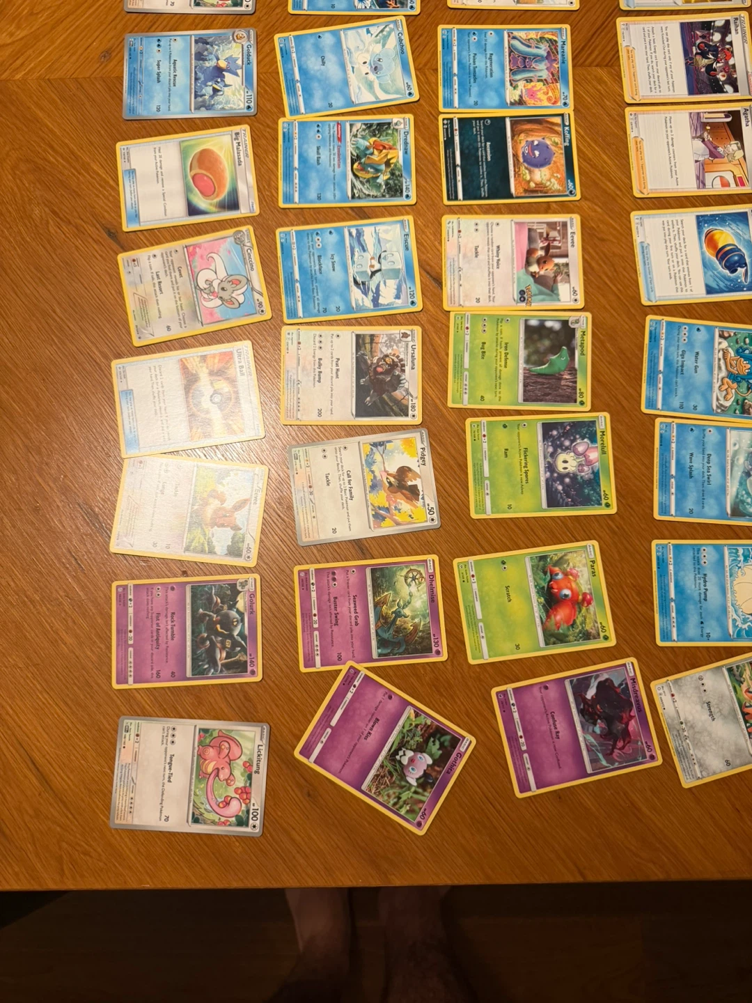 285 Assorted Pokémon Trading Cards - photo 2