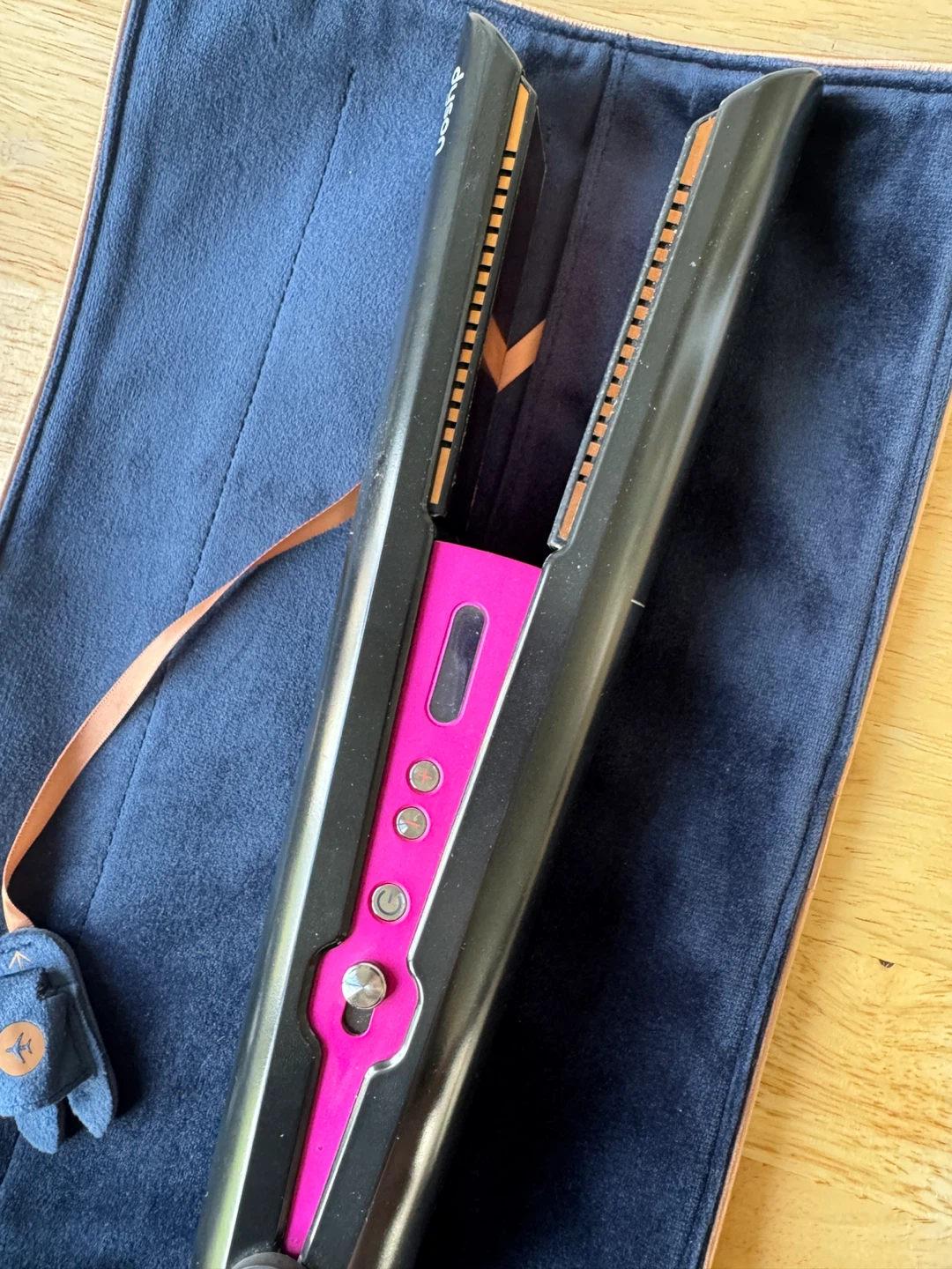 Dyson wireless Hair Straightener