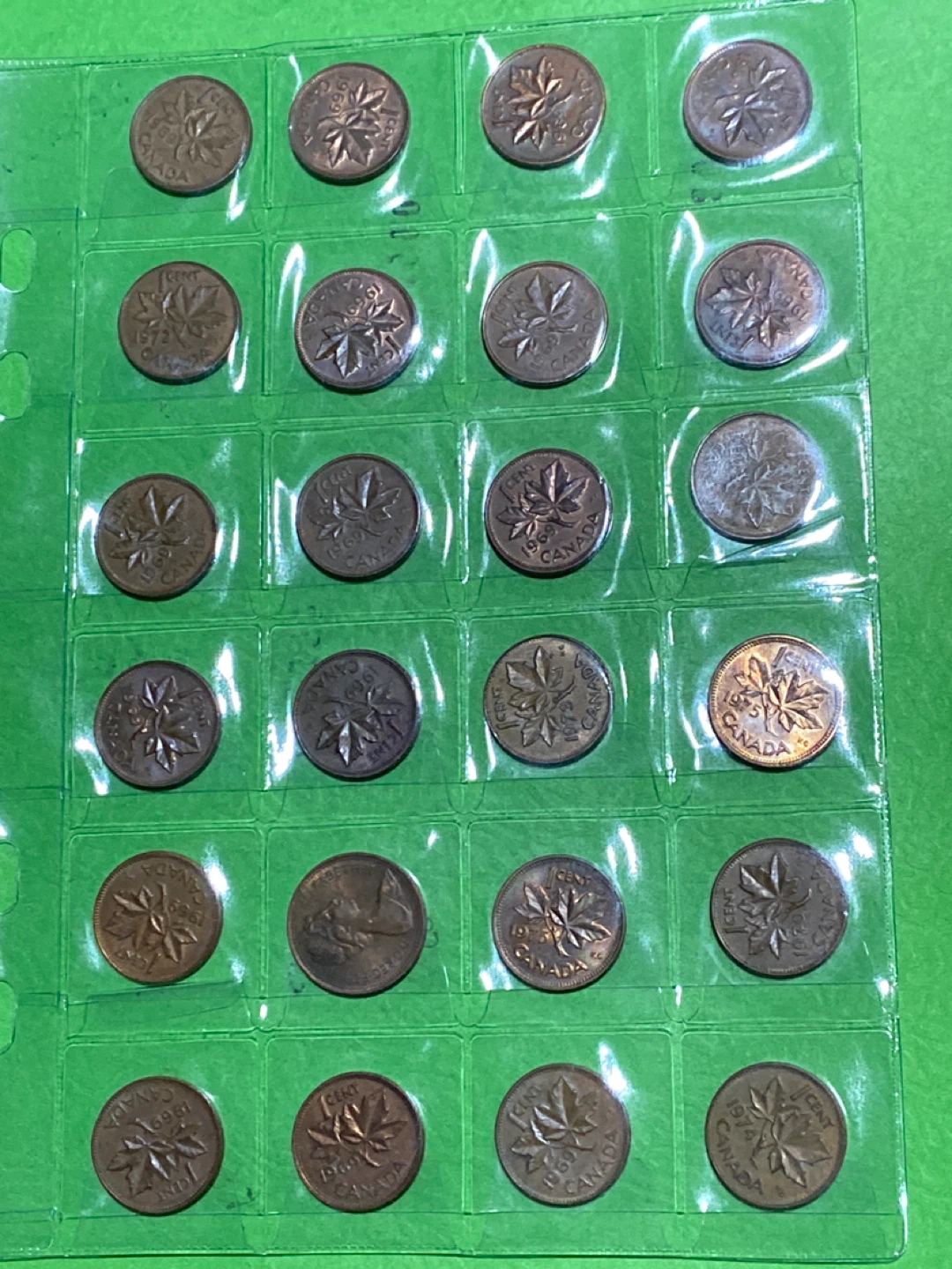 Vintage Collection of Canadian Pennies - photo 2