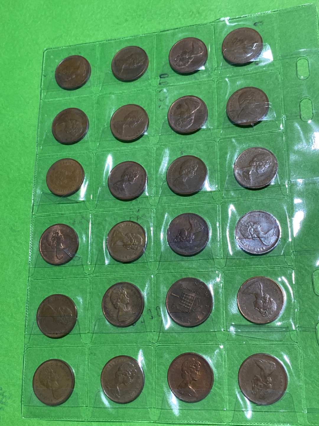 Vintage Collection of Canadian Pennies - photo 3