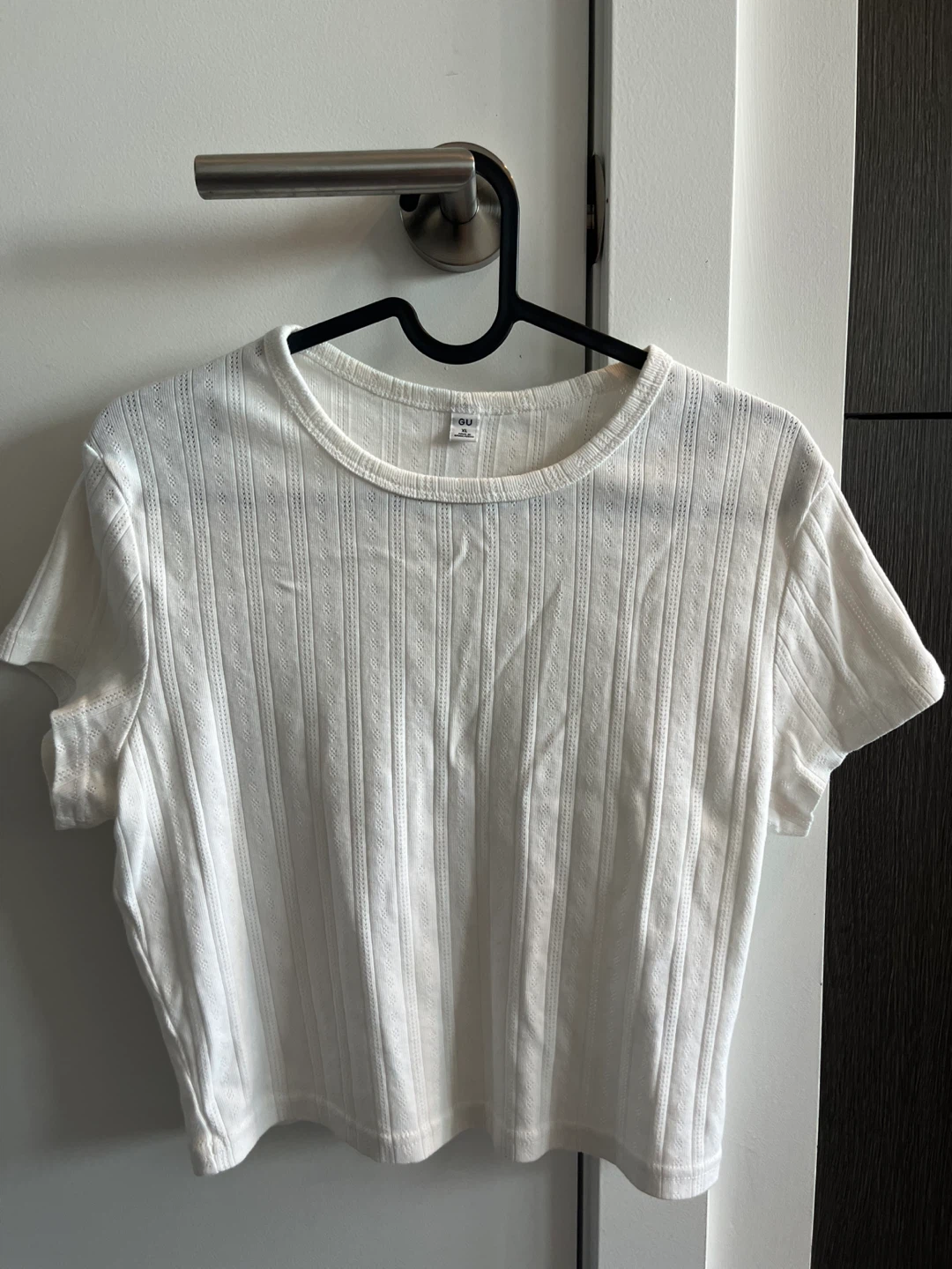 GU pointelle shirt from Japan