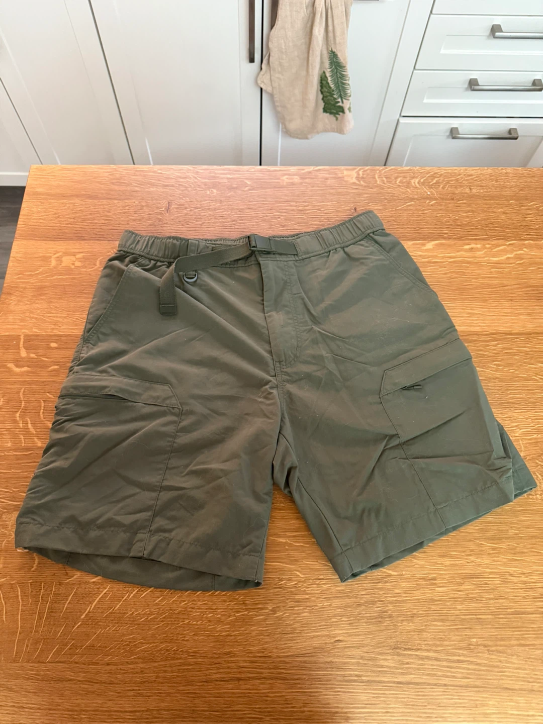 Uniqlo Olive Green Cargo Shorts