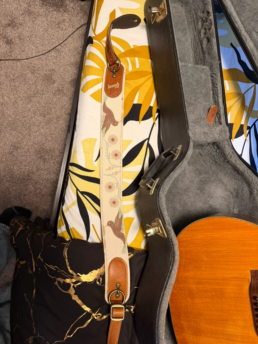 Yamaha FG-75 Acoustic Guitar with Case and Accessories - photo 5