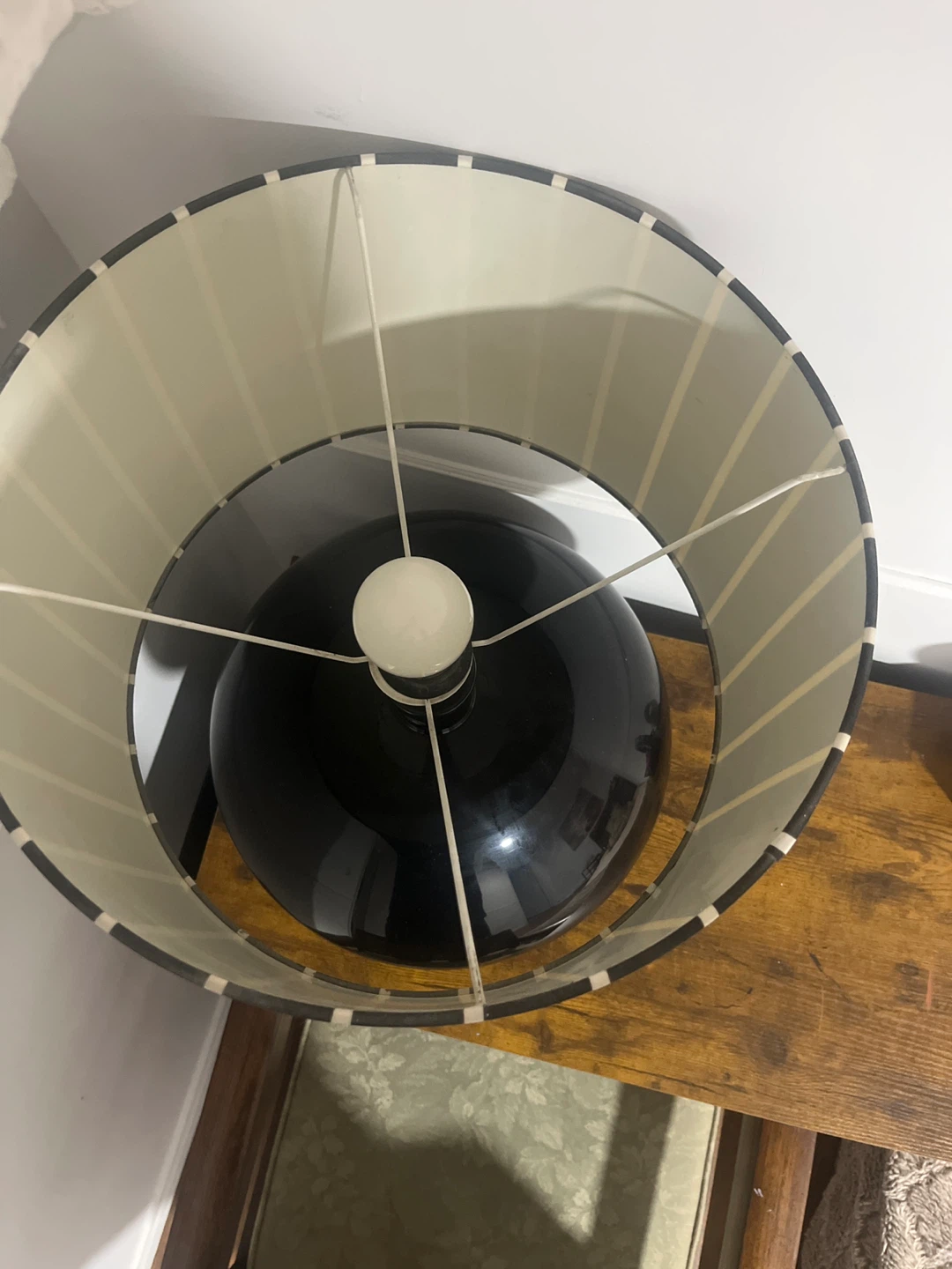 Black Globe Lamp with Striped Shade - photo 2