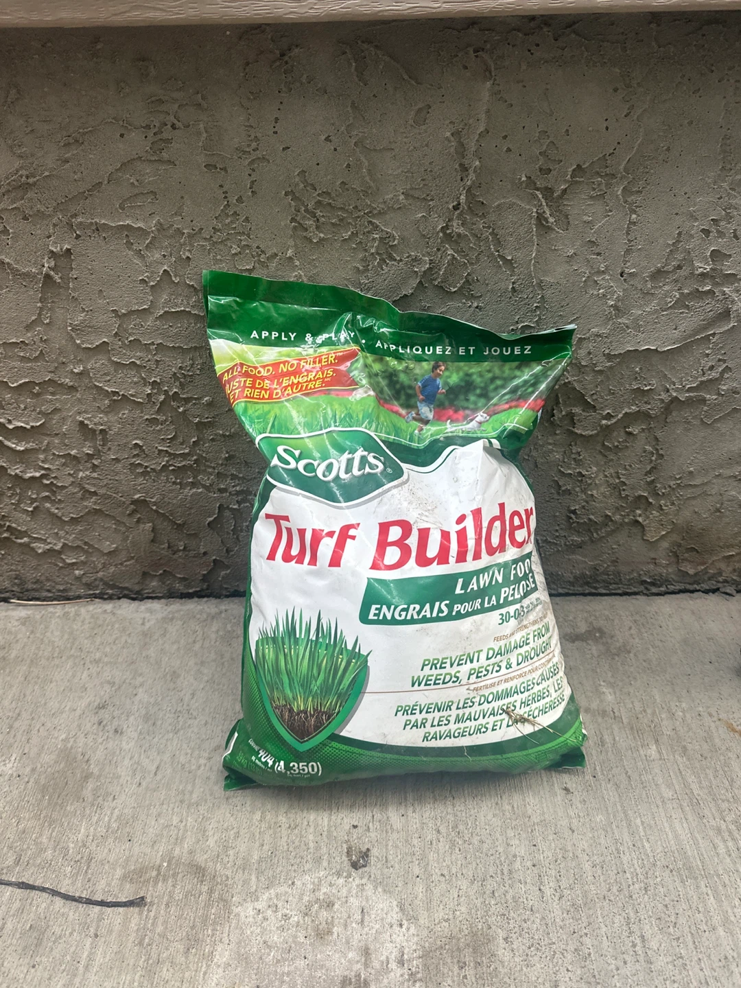 Scotts Turf Builder Lawn Food 30-03
