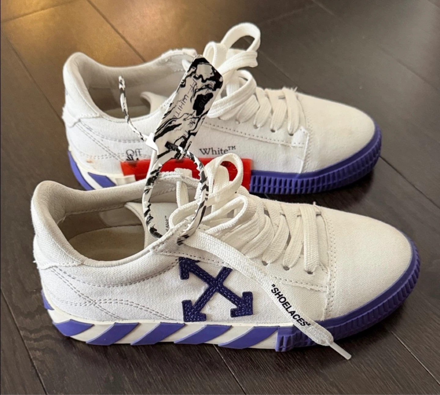 Off-White White Canvas Low Top Sneakers Purple Sole