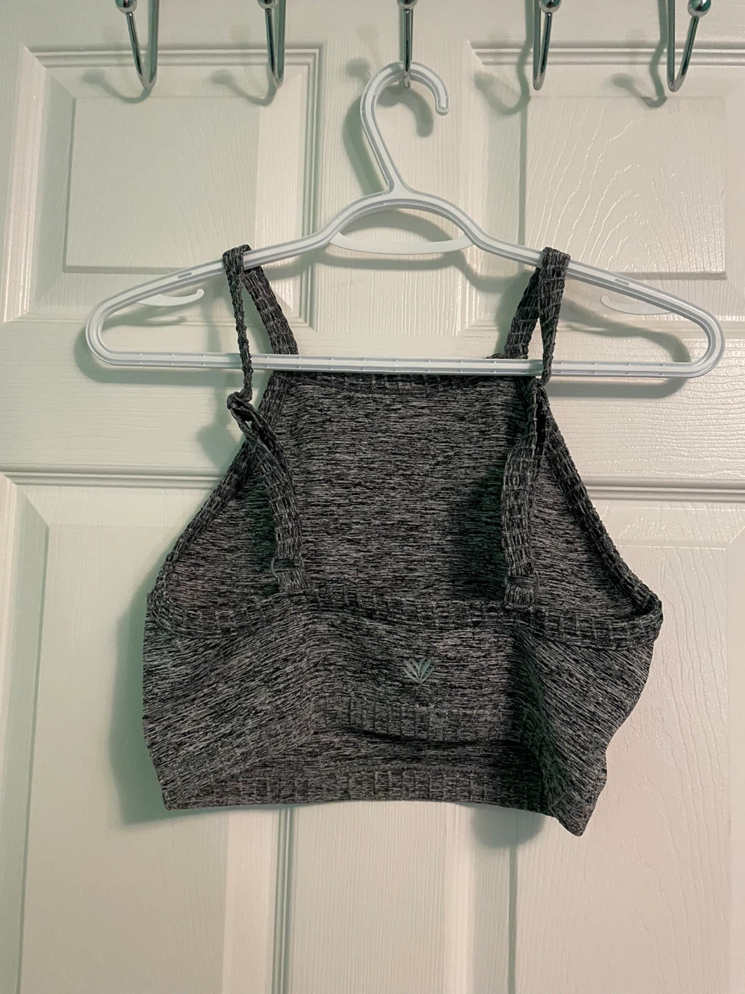 Forever 21 Crop Top (Black/Grey) - photo 4