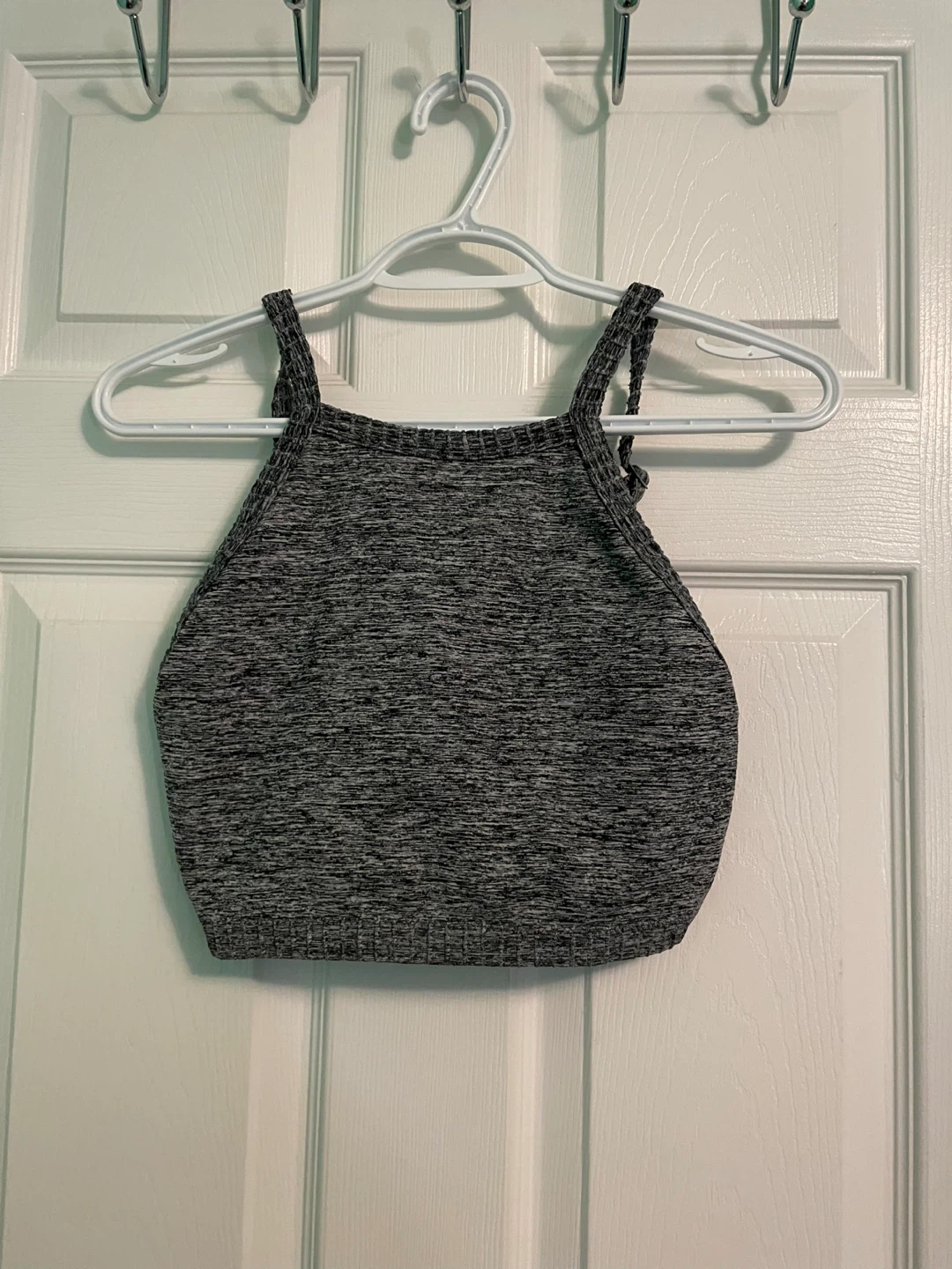 Forever 21 Crop Top (Black/Grey) - photo 3