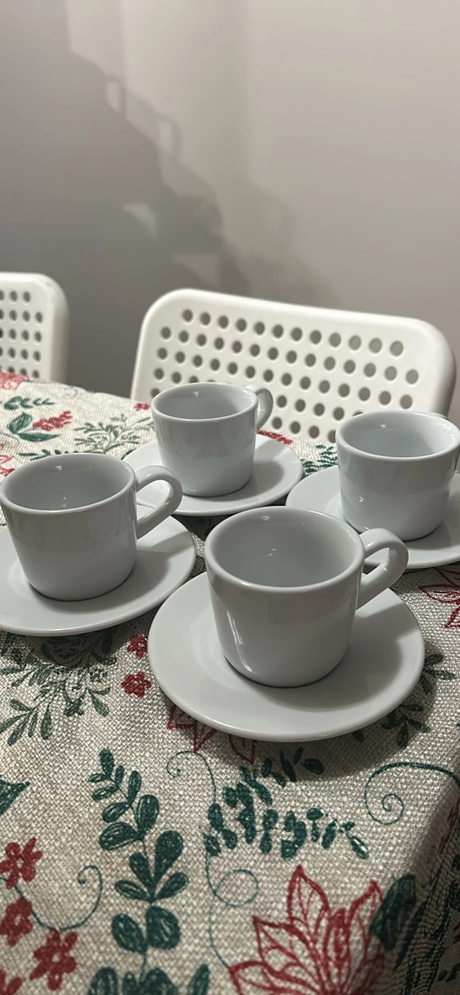 Set of 4 White Espresso Cups and Saucers