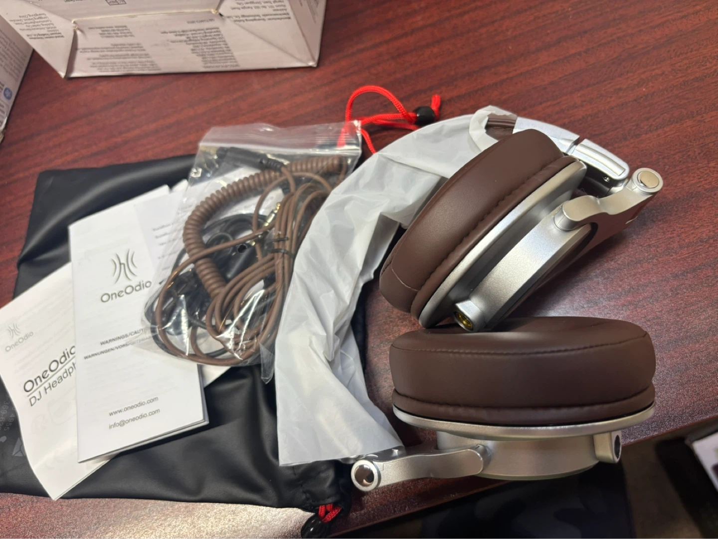 OneOdio A71 Wired Over-Ear Headphones Silver - photo 2