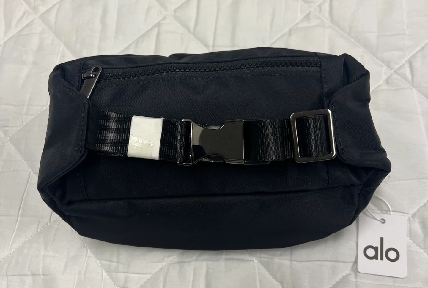Alo Yoga Fanny Pack Belt Bag Black - photo 2