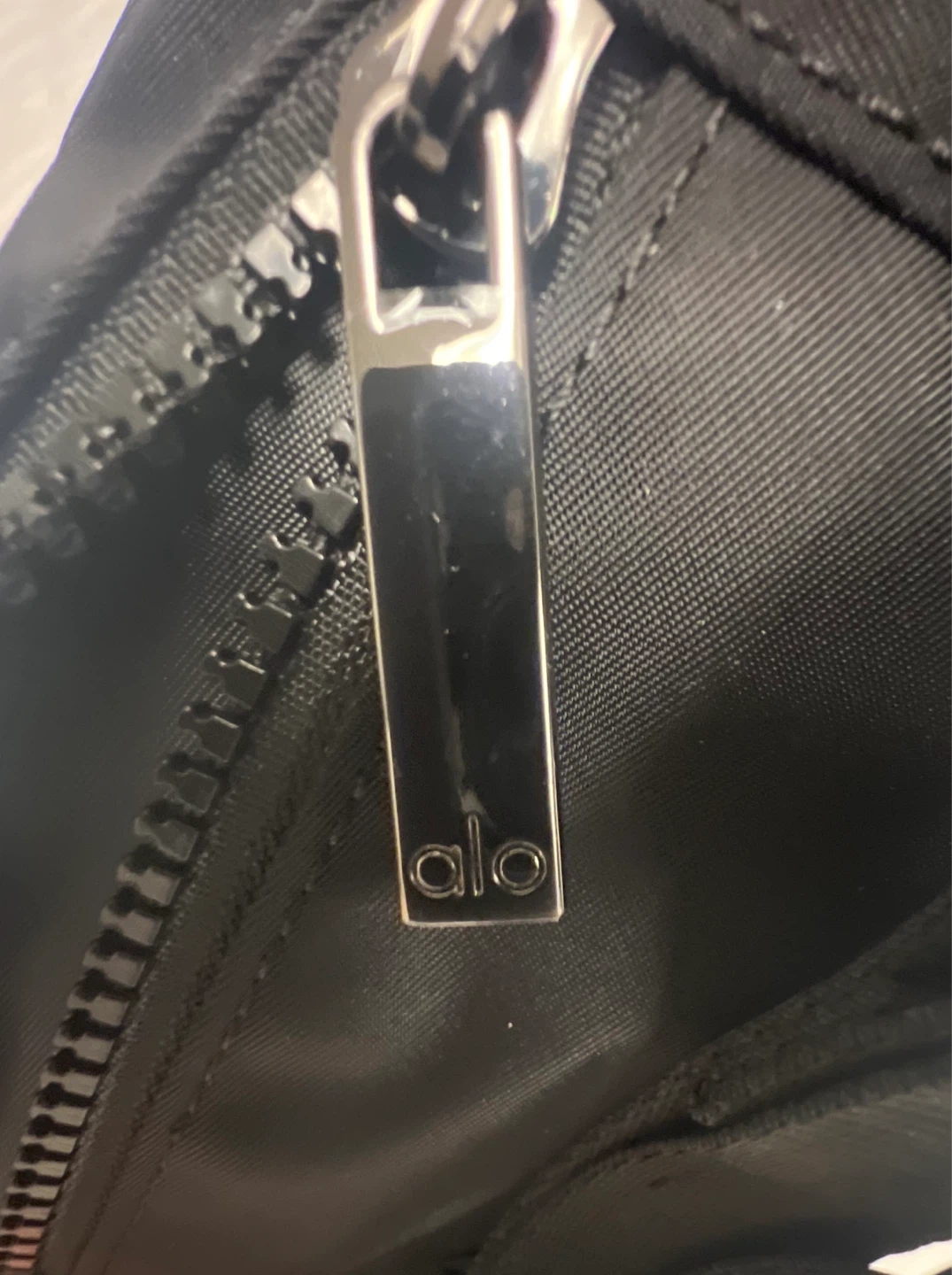Alo Yoga Fanny Pack Belt Bag Black - photo 3