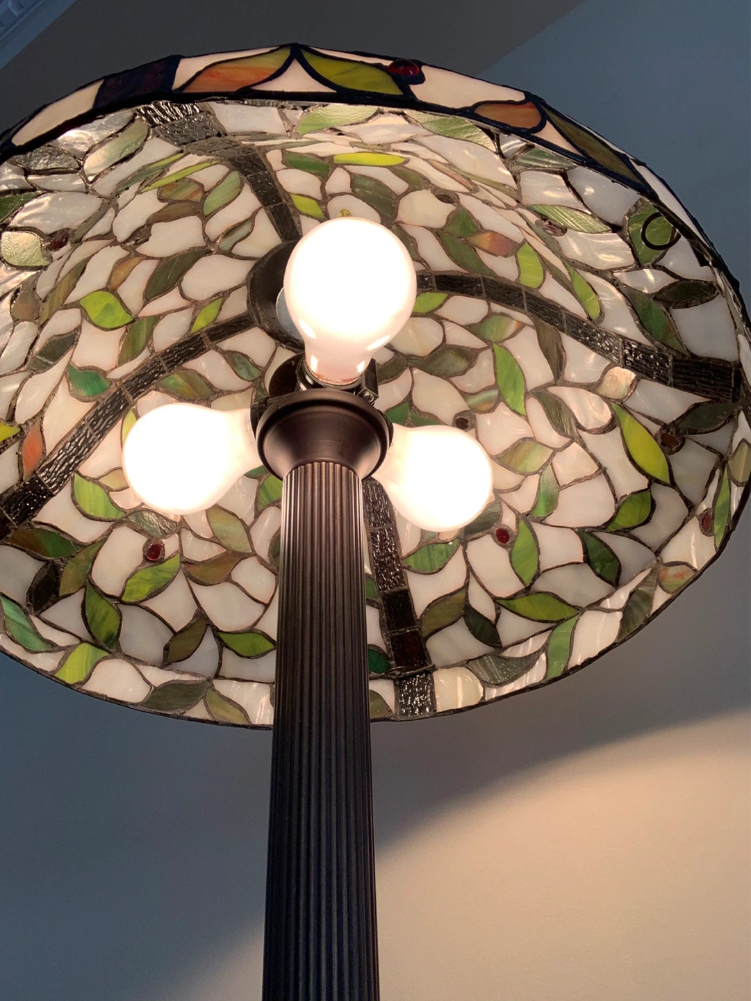 Stained Glass Tiffany Style Table Lamp - photo 3
