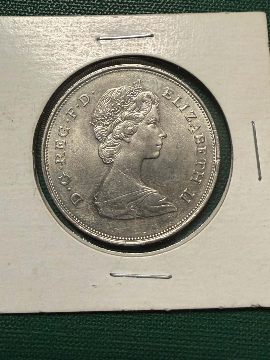 1980 Queen Elizabeth II Coin - photo 2