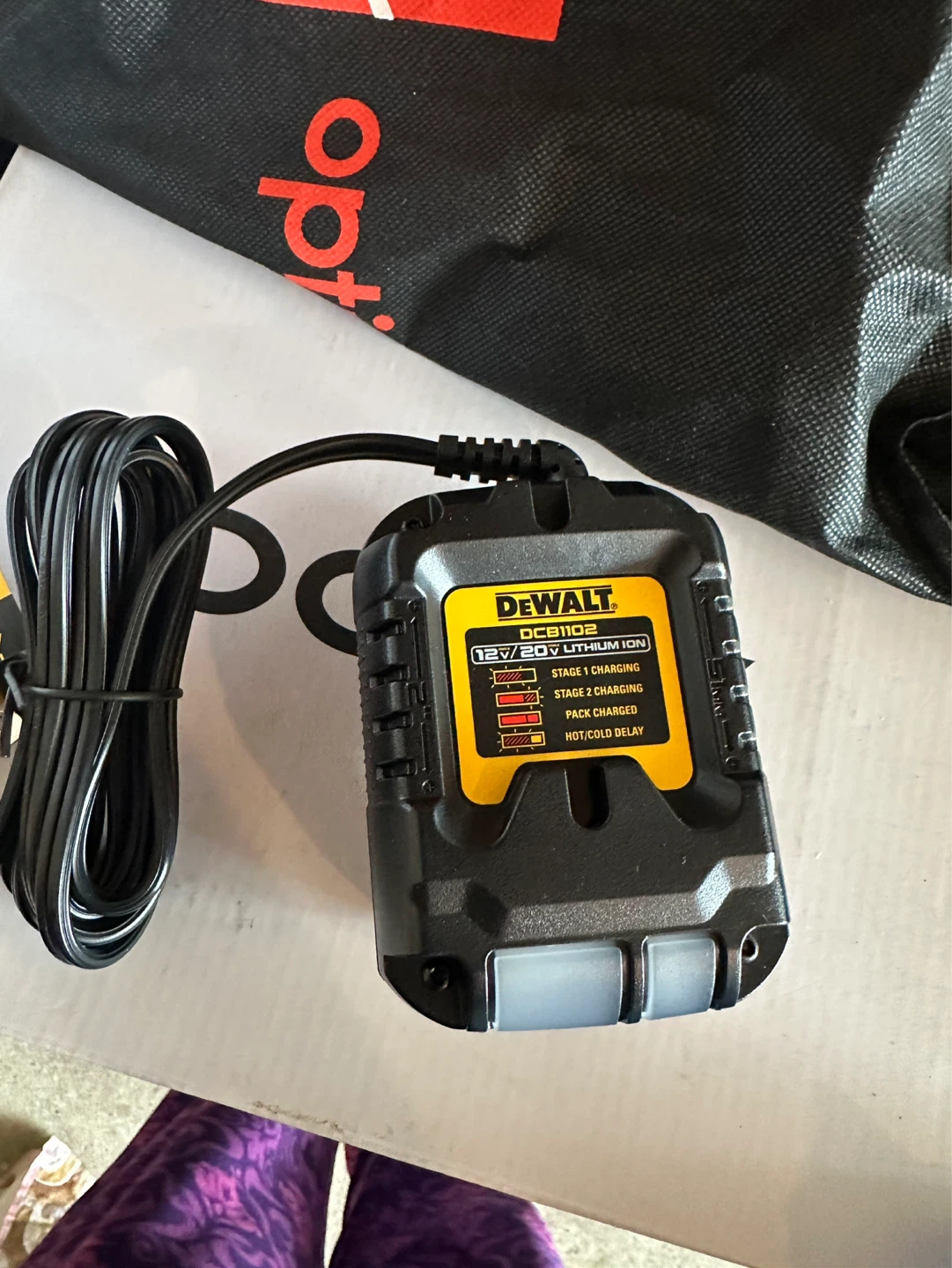 DeWalt DCB1102 12V/20V Lithium Ion Battery Charger