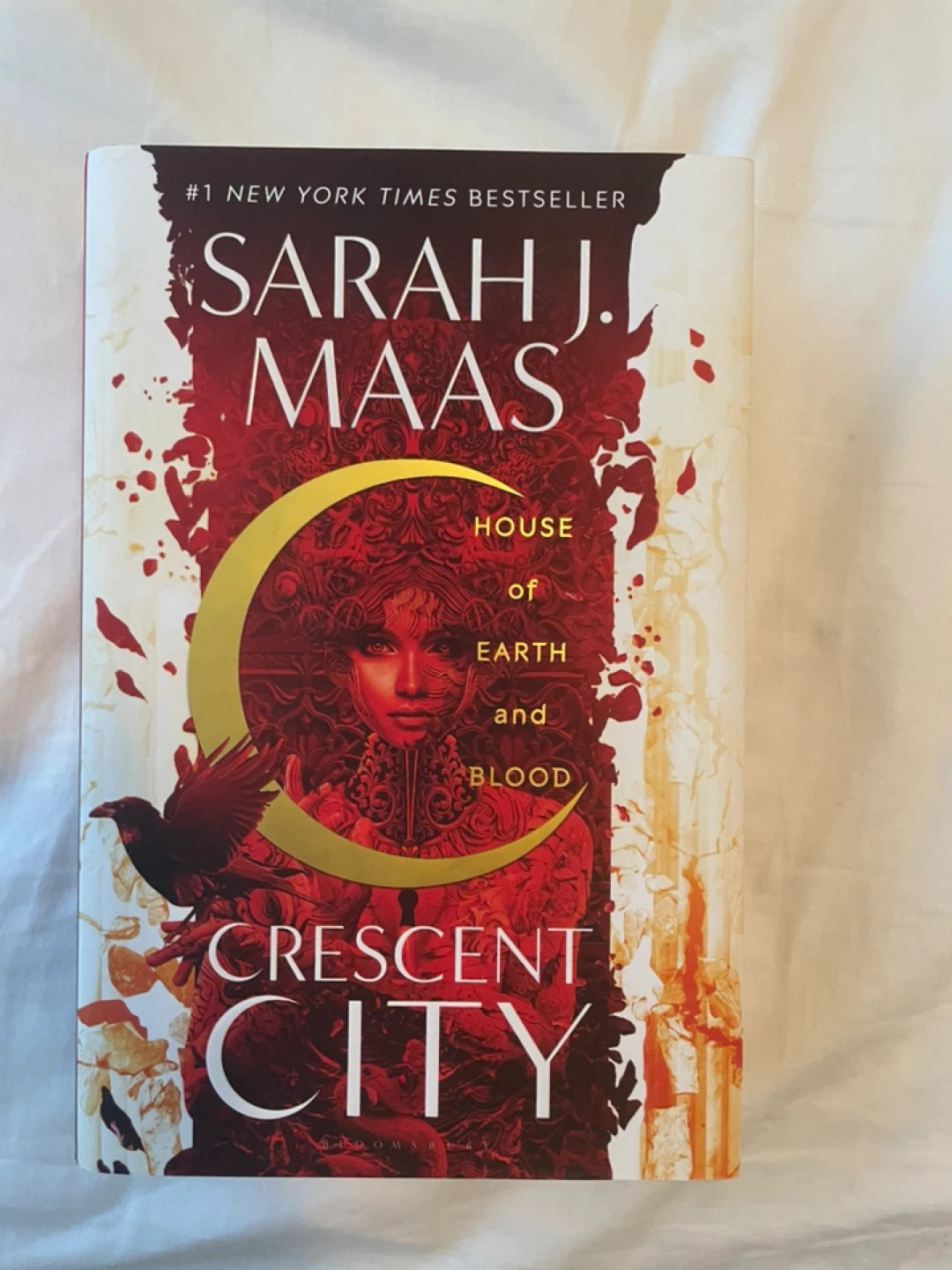 Sarah J. Maas Crescent City House of Earth and Blood Hardcover