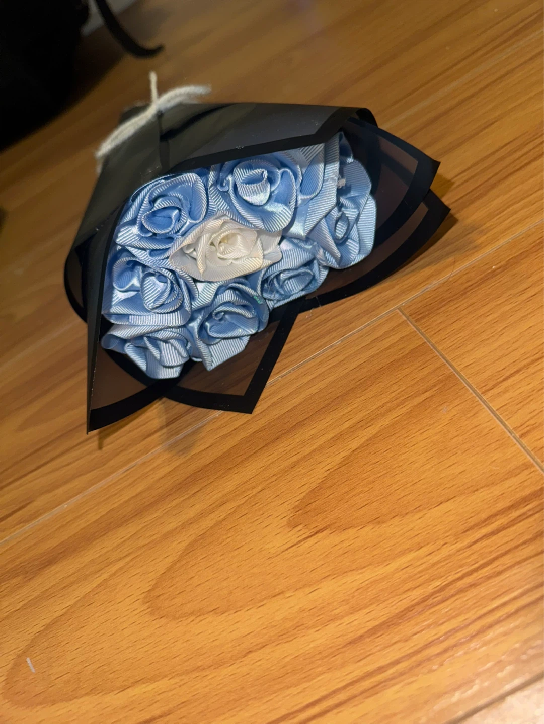 Blue and White Ribbon Rose Bouquet - photo 3