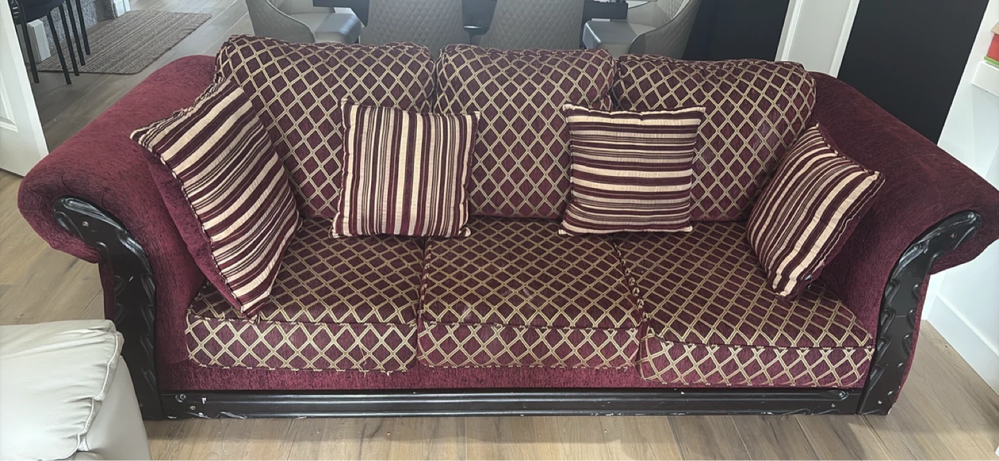 3-Seater Sofa with Accent Pillows - photo 2