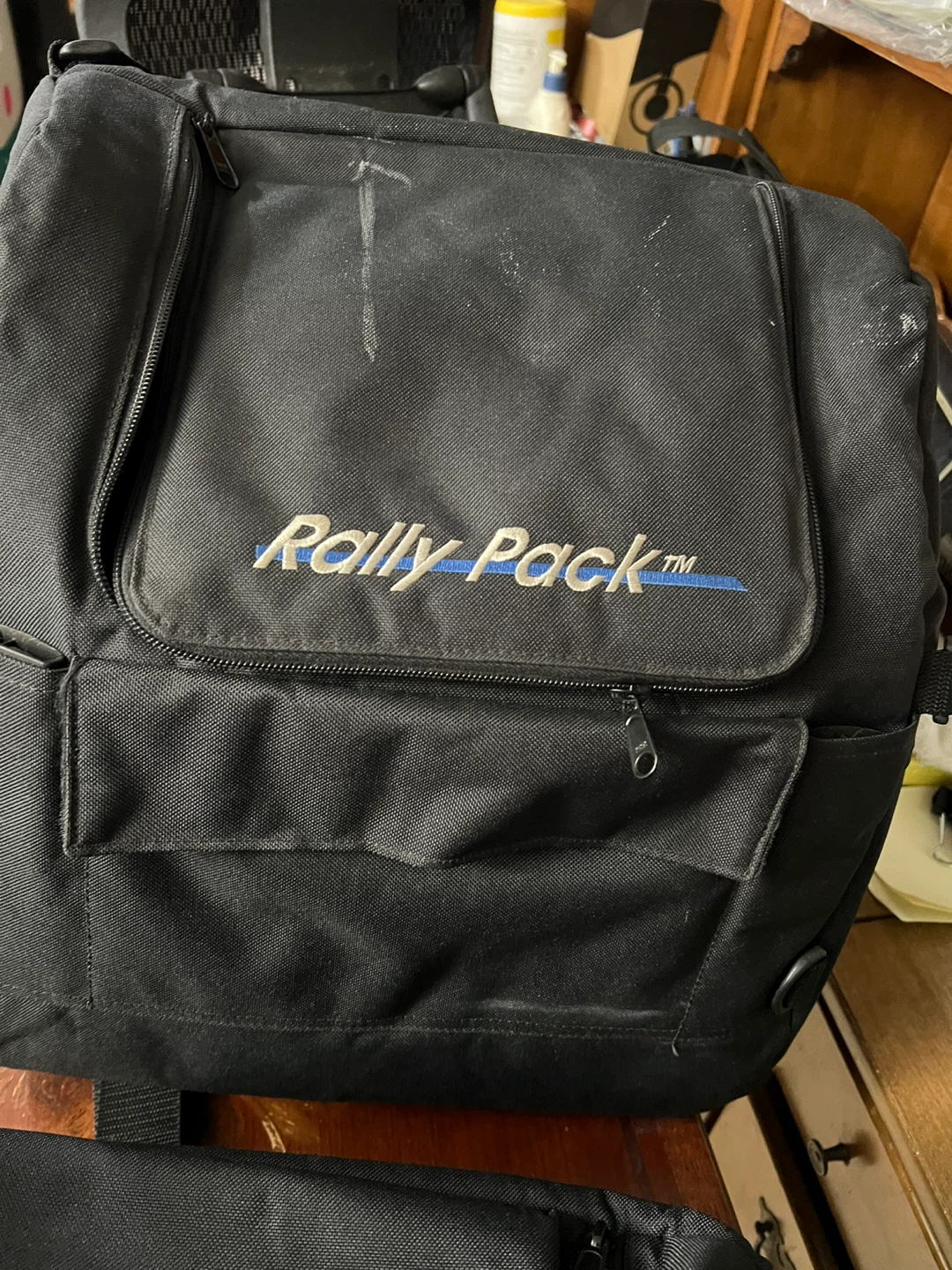 2 Harley Davidson , 2 rally pack, 2 helmet covers