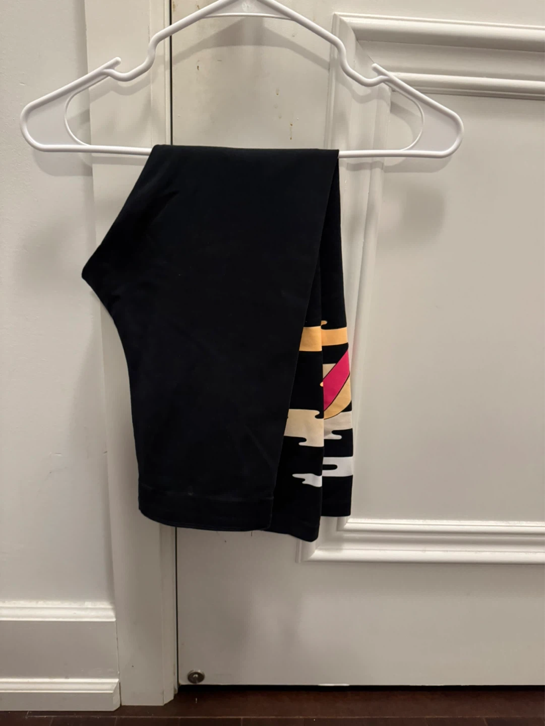 Two pairs of sweatpants and four pair of leggings