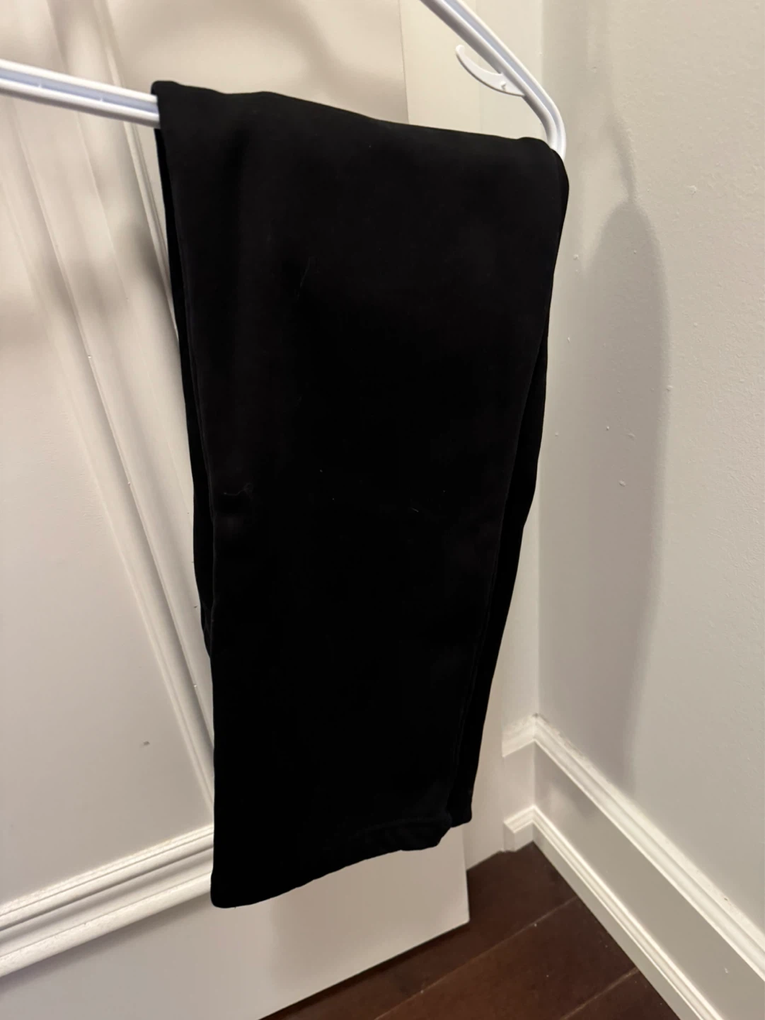 Bundle of 3 Pairs of Pants and a pajama - photo 2