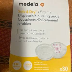 Medela Safe & Dry Ultra Thin Disposable Nursing Pads - 30 count