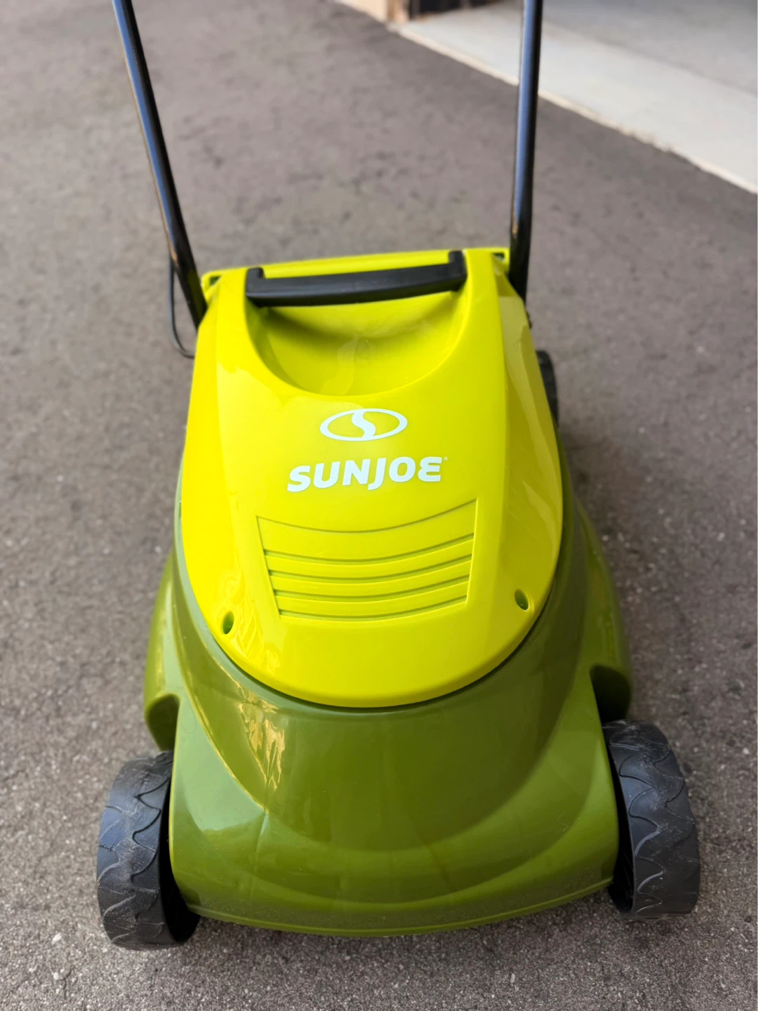 SunJoe 14” 13 AMP Electric Lawn Mower with Side-Discharge Chute - photo 3