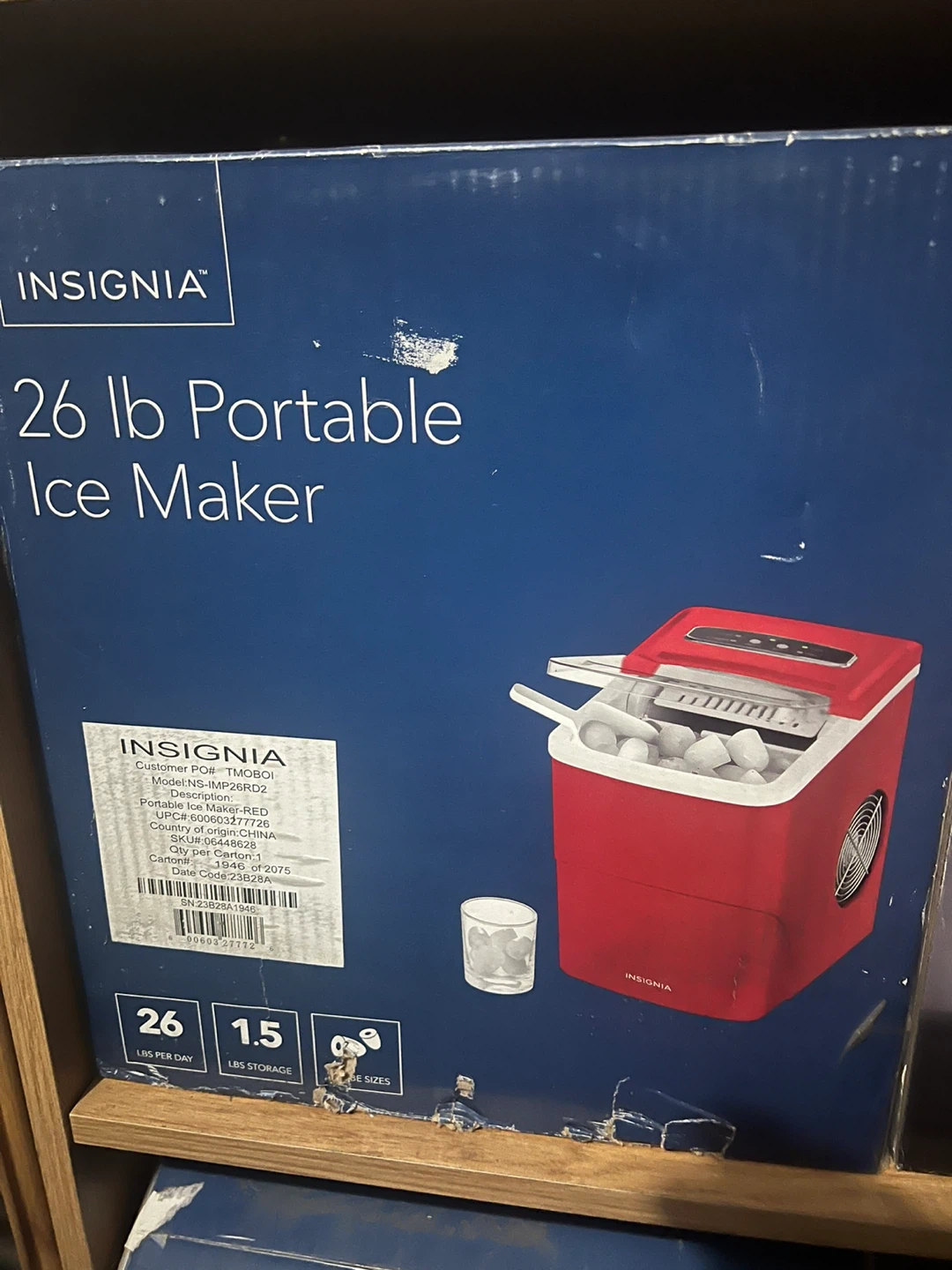Insignia 26 lb Portable Ice Maker - Red