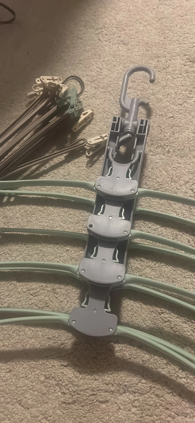 Collapsible Laundry Hanger with Clips - photo 2
